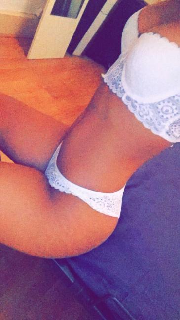 Belle métisse de 19ans pour moment intime et discret